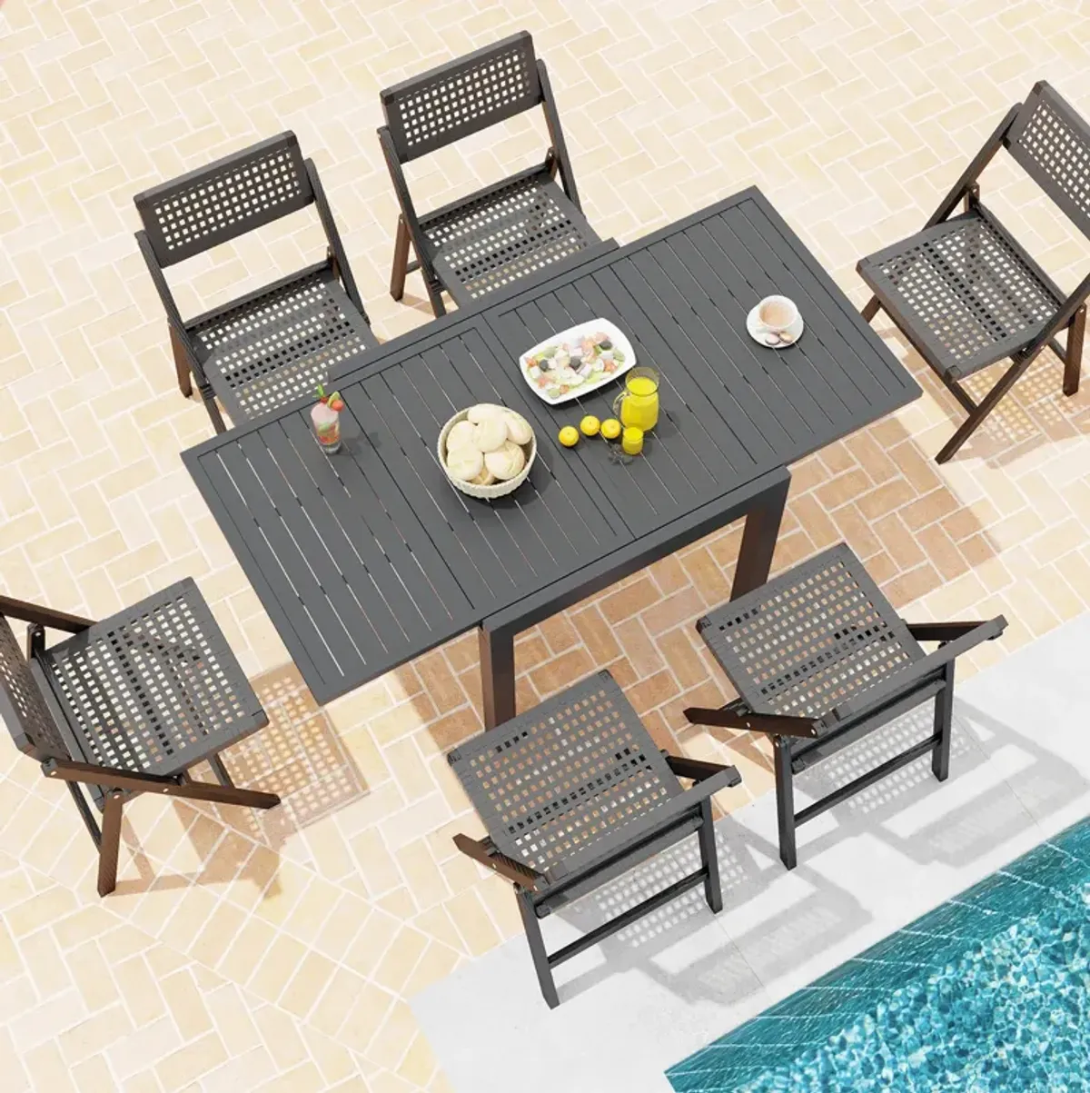 Expandable Patio Dining Table for 4-6 People – Outdoor Dining Table with Adjustable Size