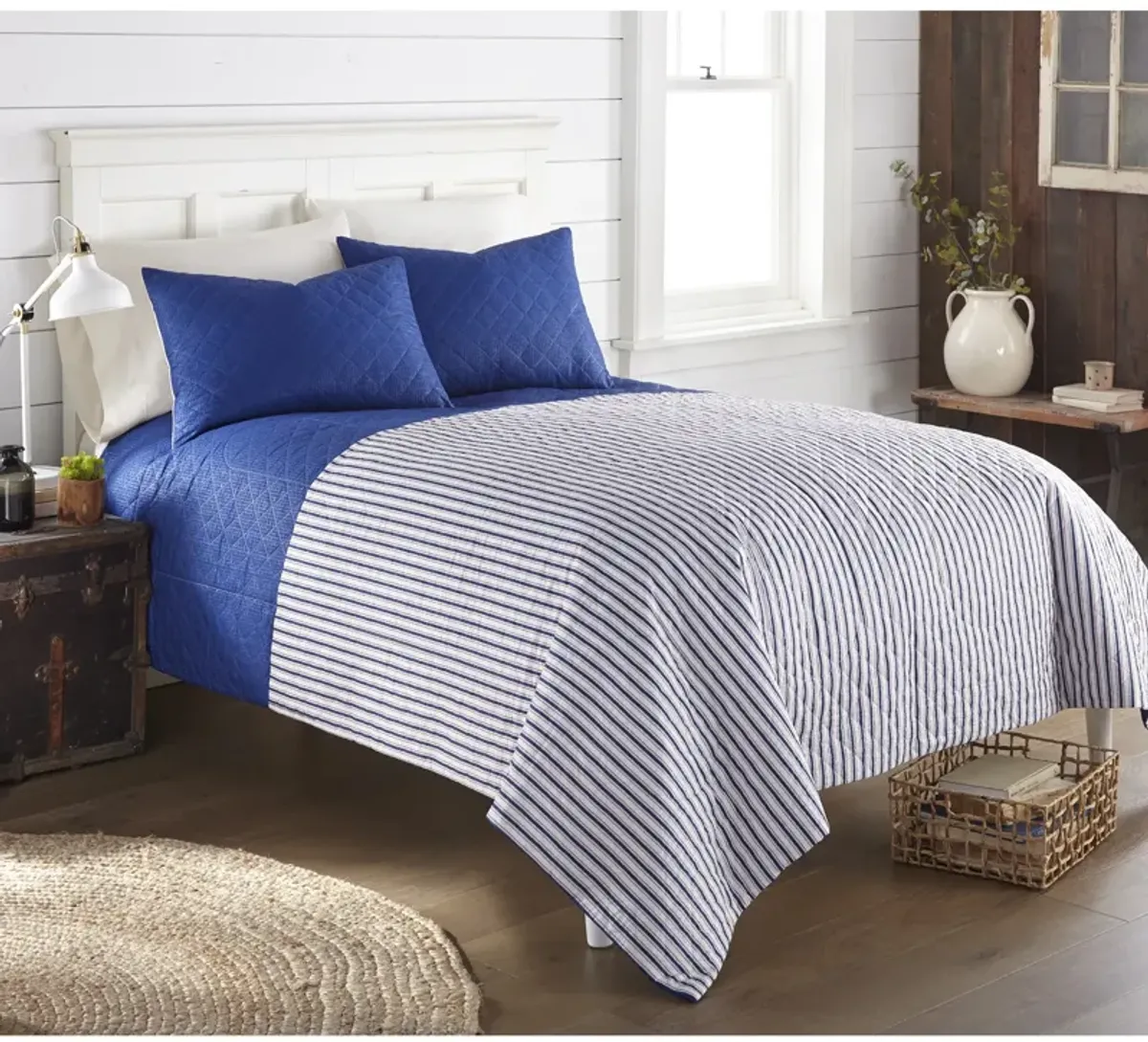 Seersucker 6-in-1 Quilt Set Americana Stripe