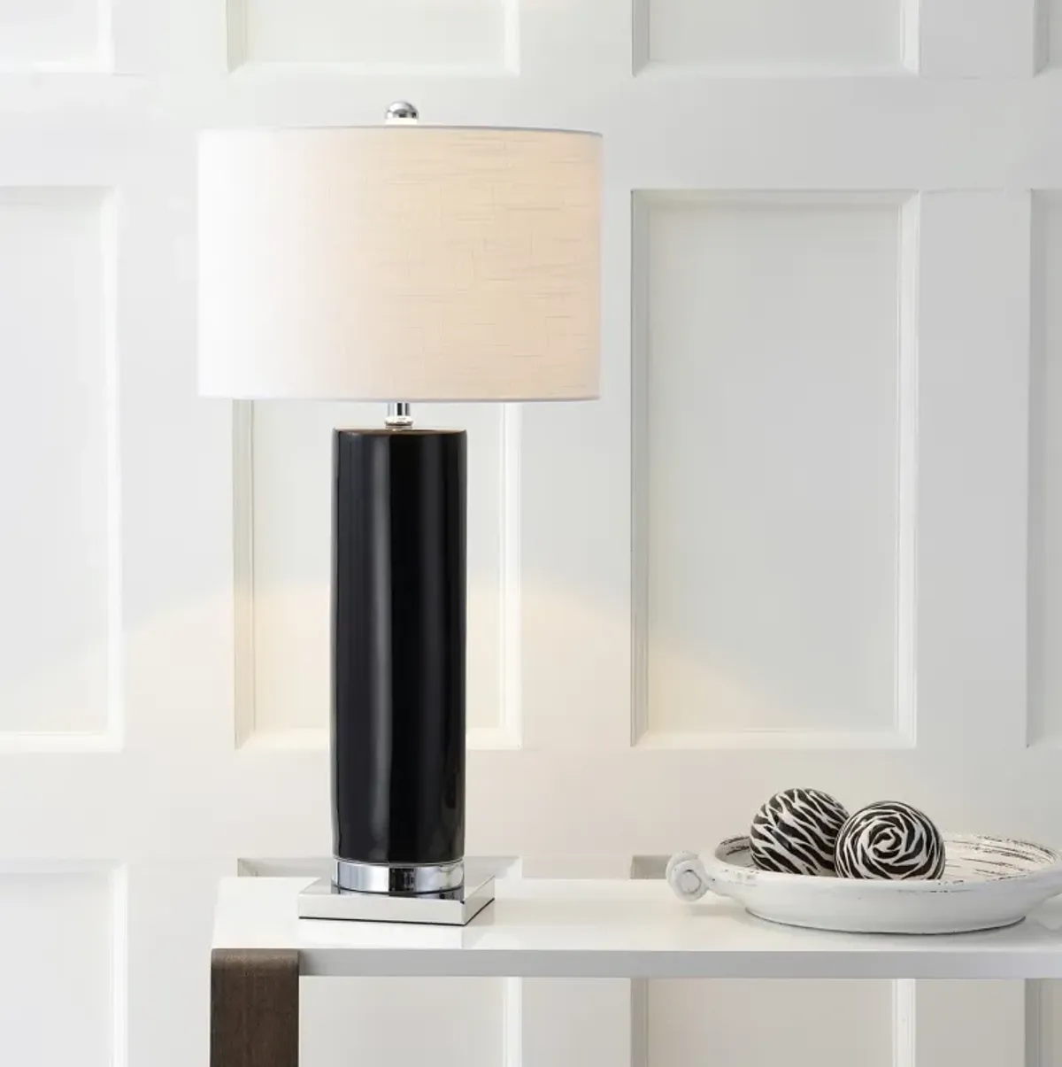 Dallas Ceramic LED Table Lamp