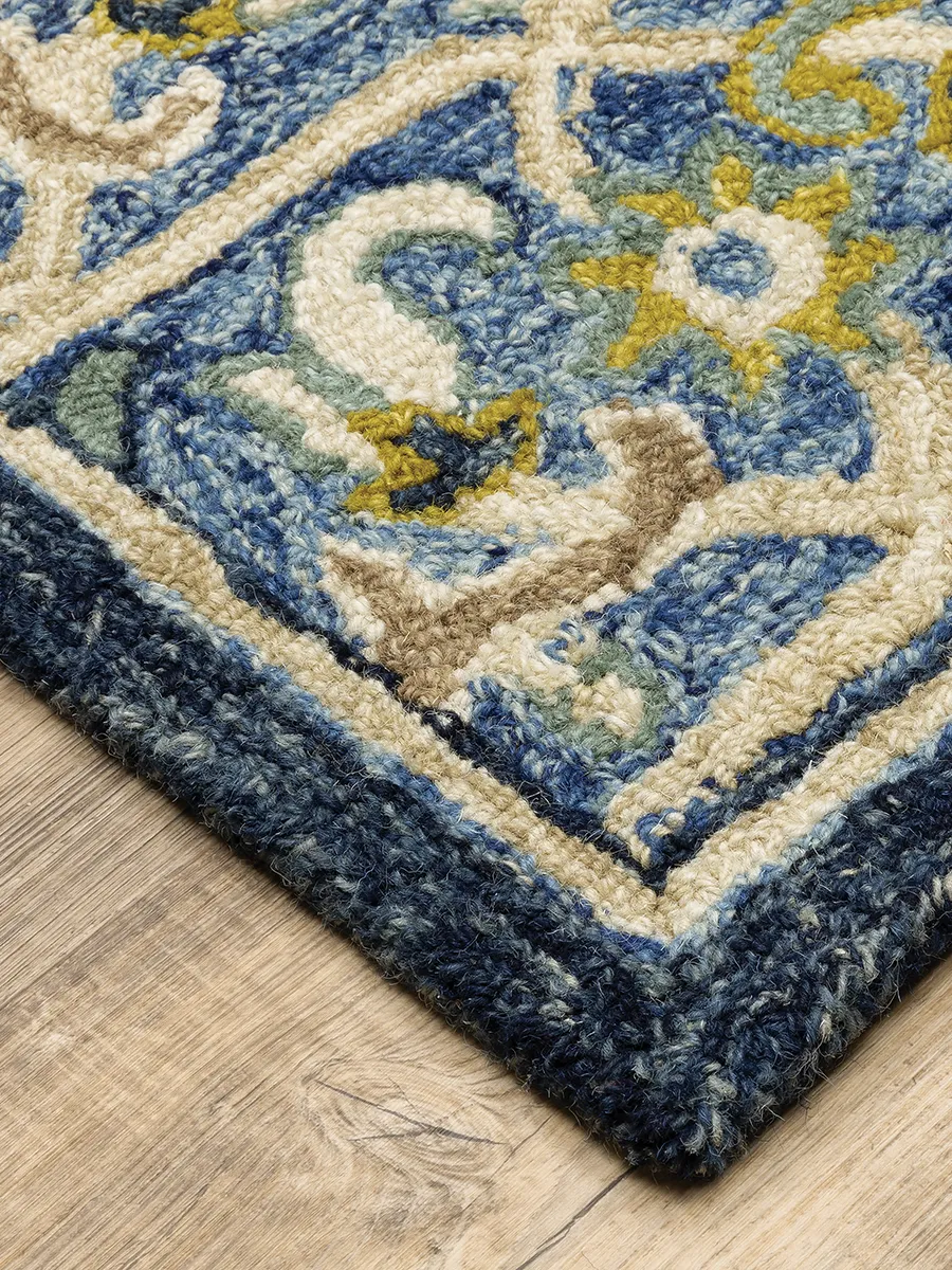 Alfresco 2'6" x 8' Navy Rug