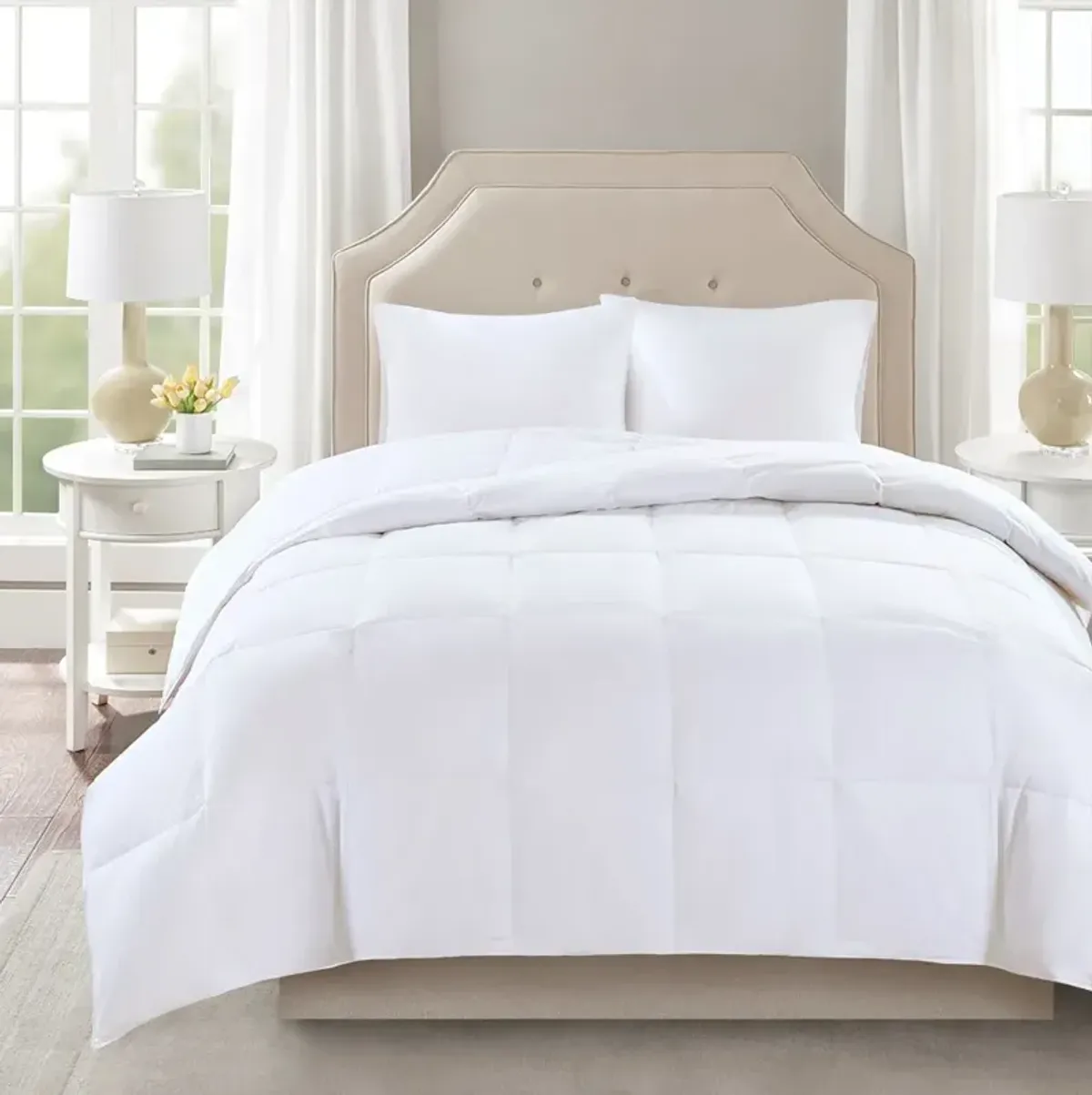 Gracie Mills Pierce 300 Thread Count White Down Comforter with 3M Scotchgard Protection Level 2 Warmth