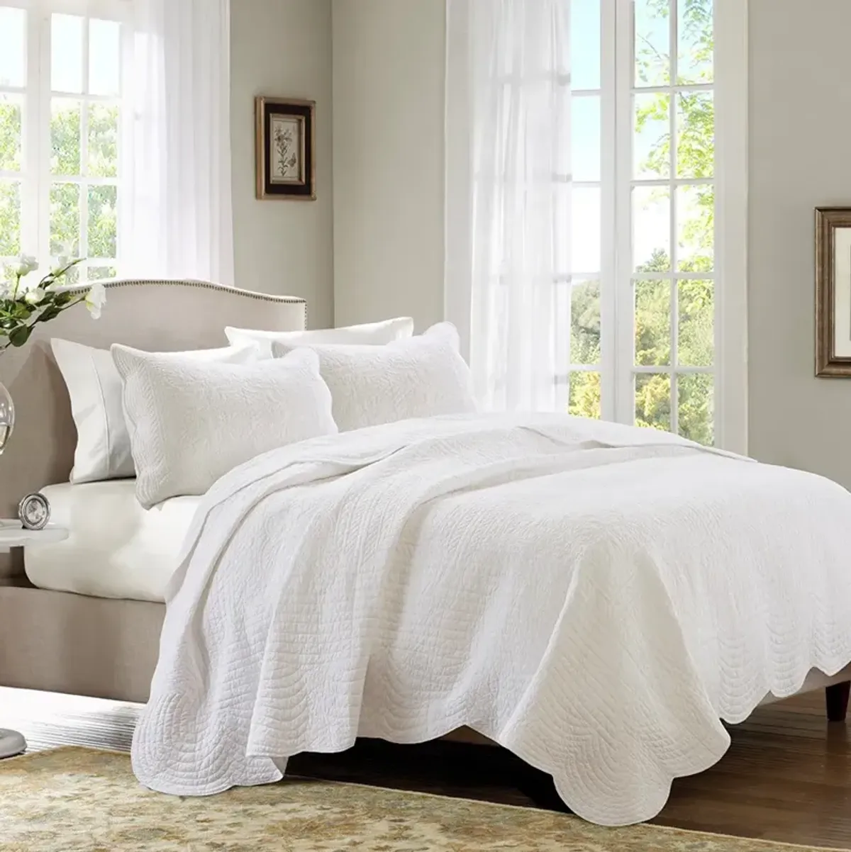 Gracie Mills Salvatore 3-Piece Reversible Country-Inspired Scalloped Edge Quilt Set