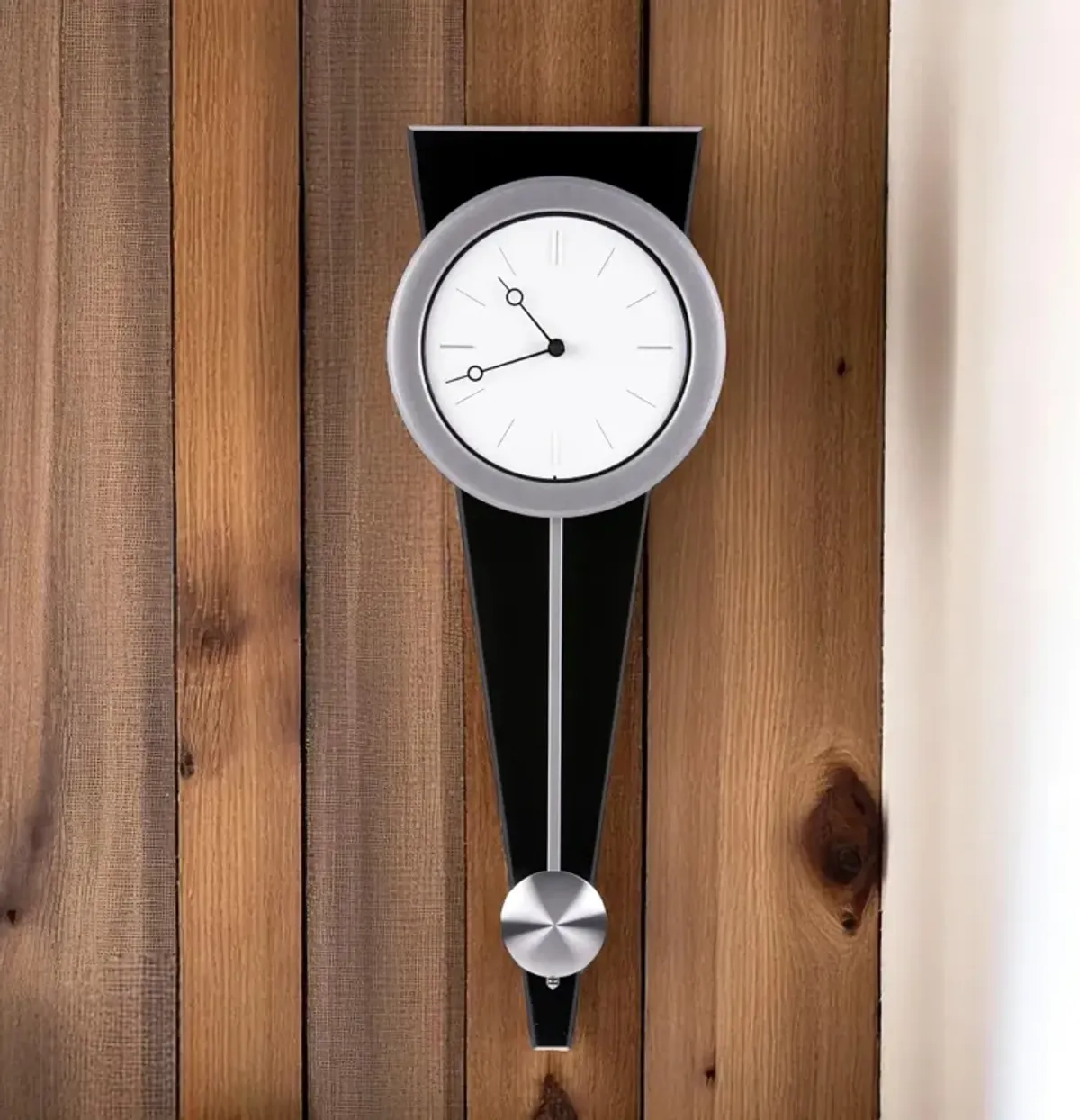 Contemporary Wall Clock – Elegant Functional Pendulum Timepiece for Living Room