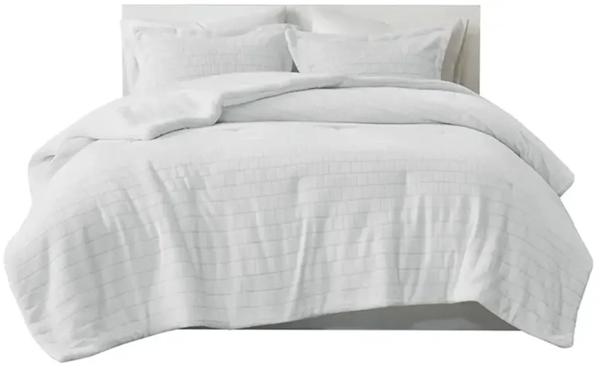 Gracie Mills Felton Plush to Sherpa Reversible Comforter Set