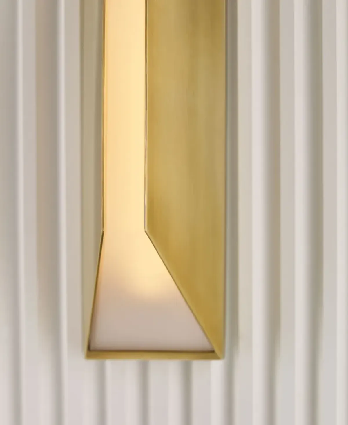 Stretto 8" Sconce