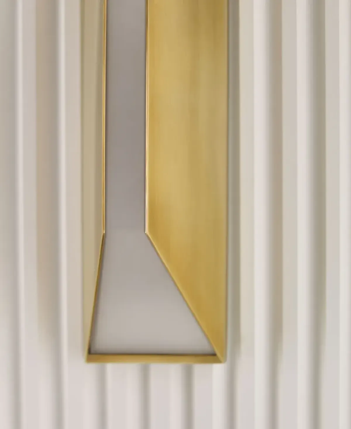 Stretto 8" Sconce