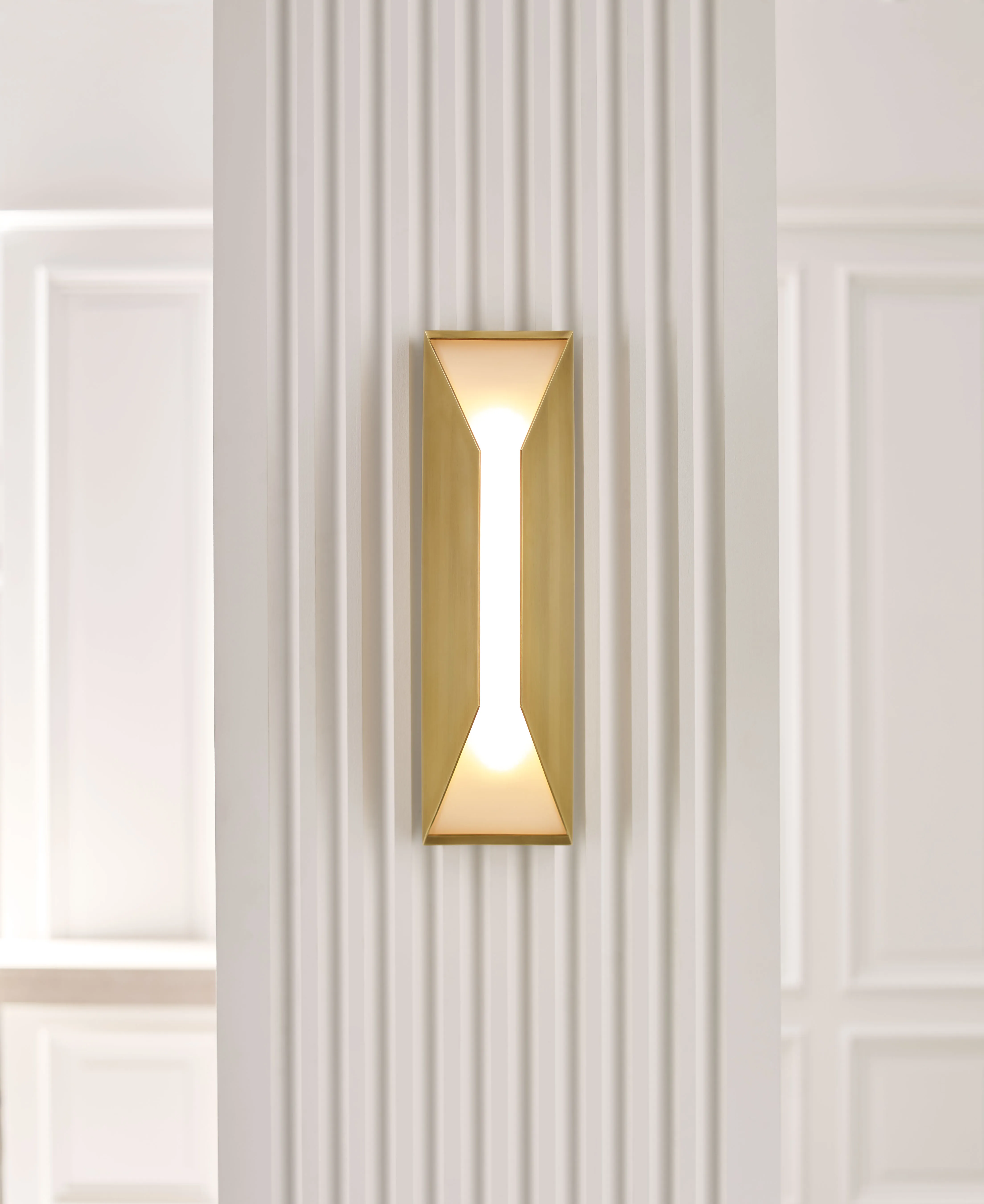 Stretto 8" Sconce