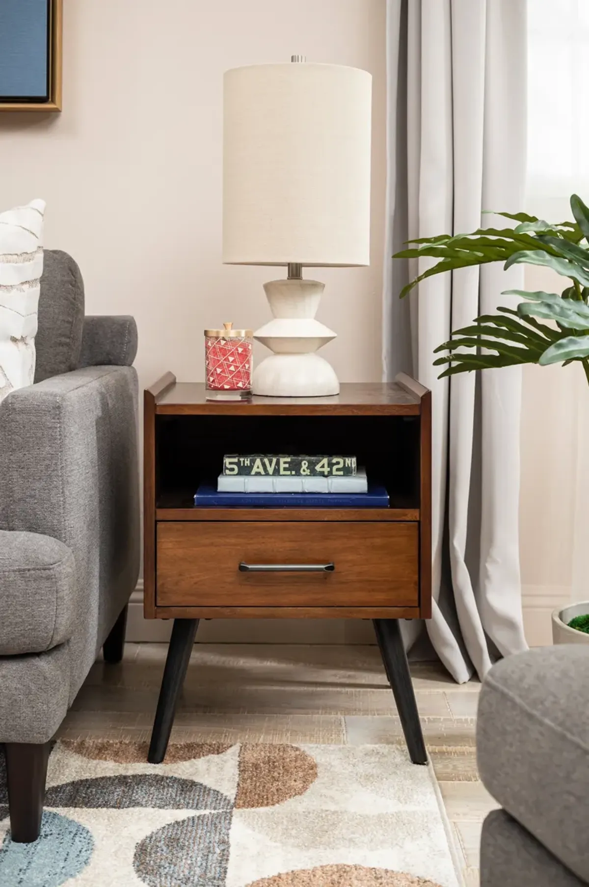 Calmoni End Table