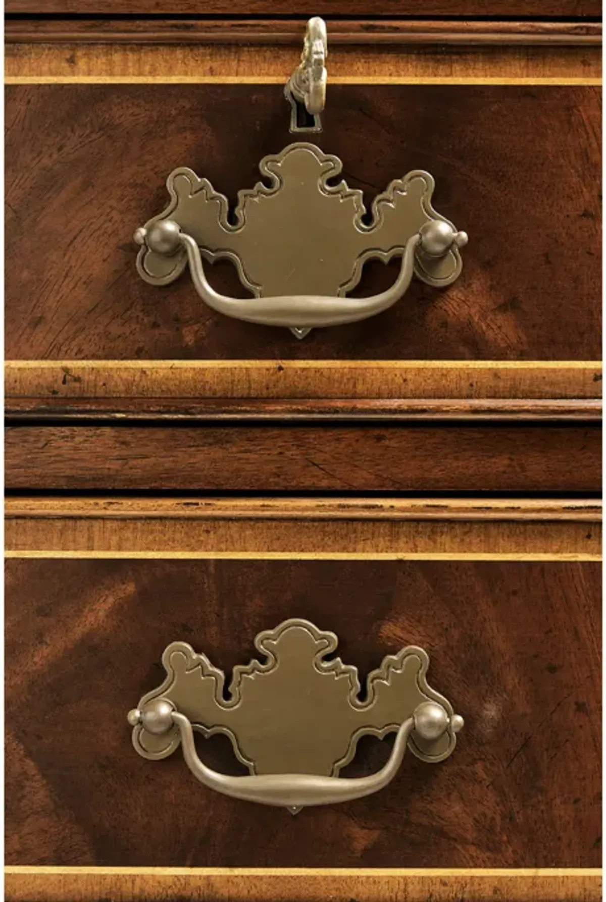 Buckingham Chest of Drawers