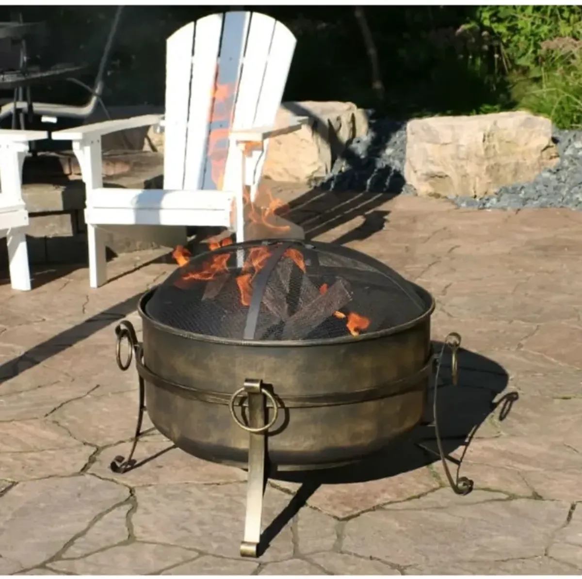 Hivvago Outdoor 24-inch Diameter Steel Cauldron Wood Burning Fire Pit