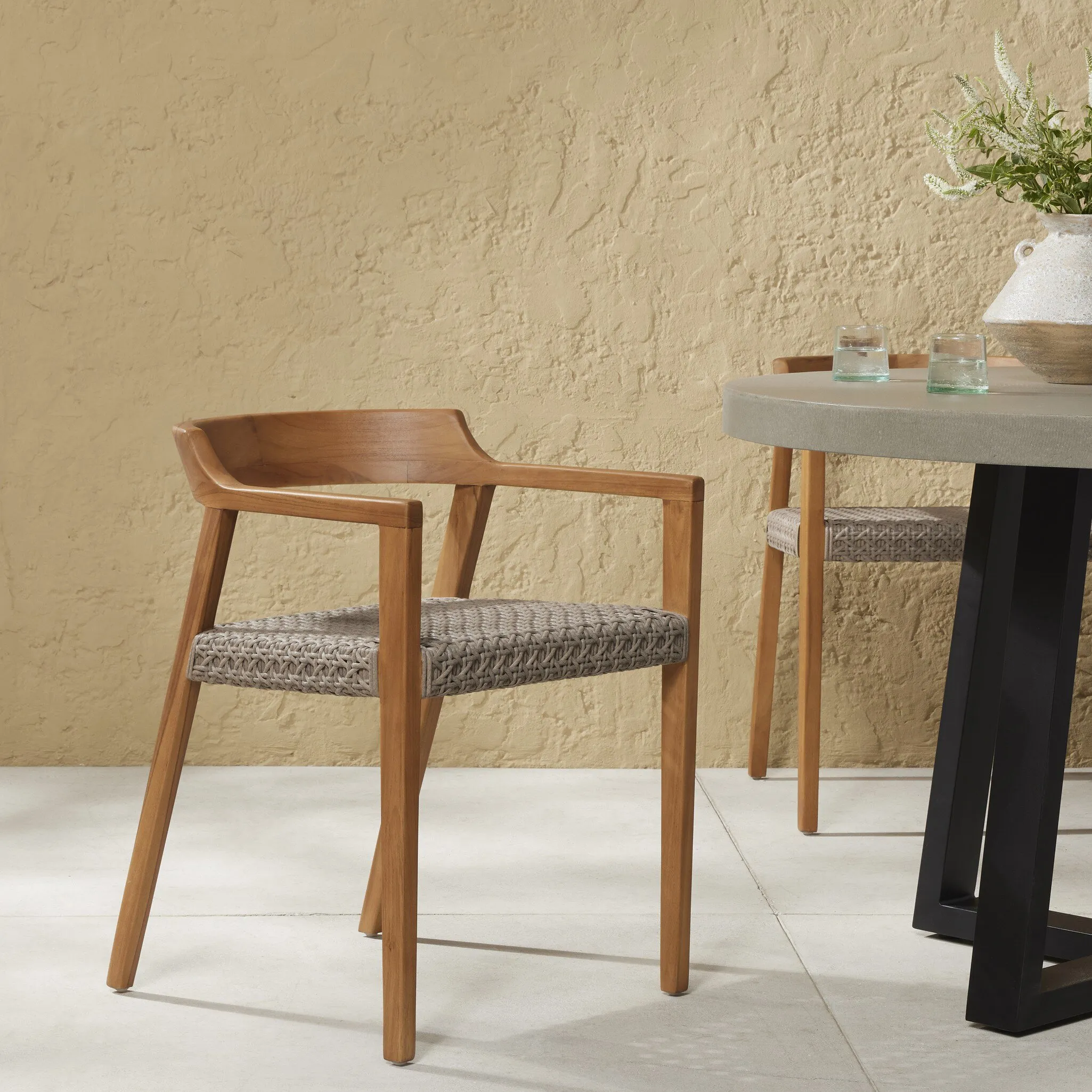 Elva Outdoor Dining Chair