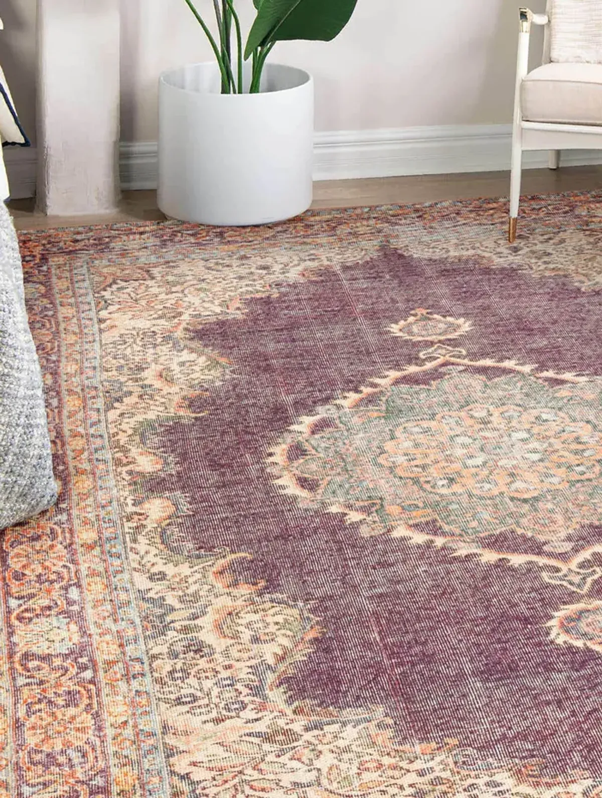 Kars KA9 Eggplant 8' x 10' Rug