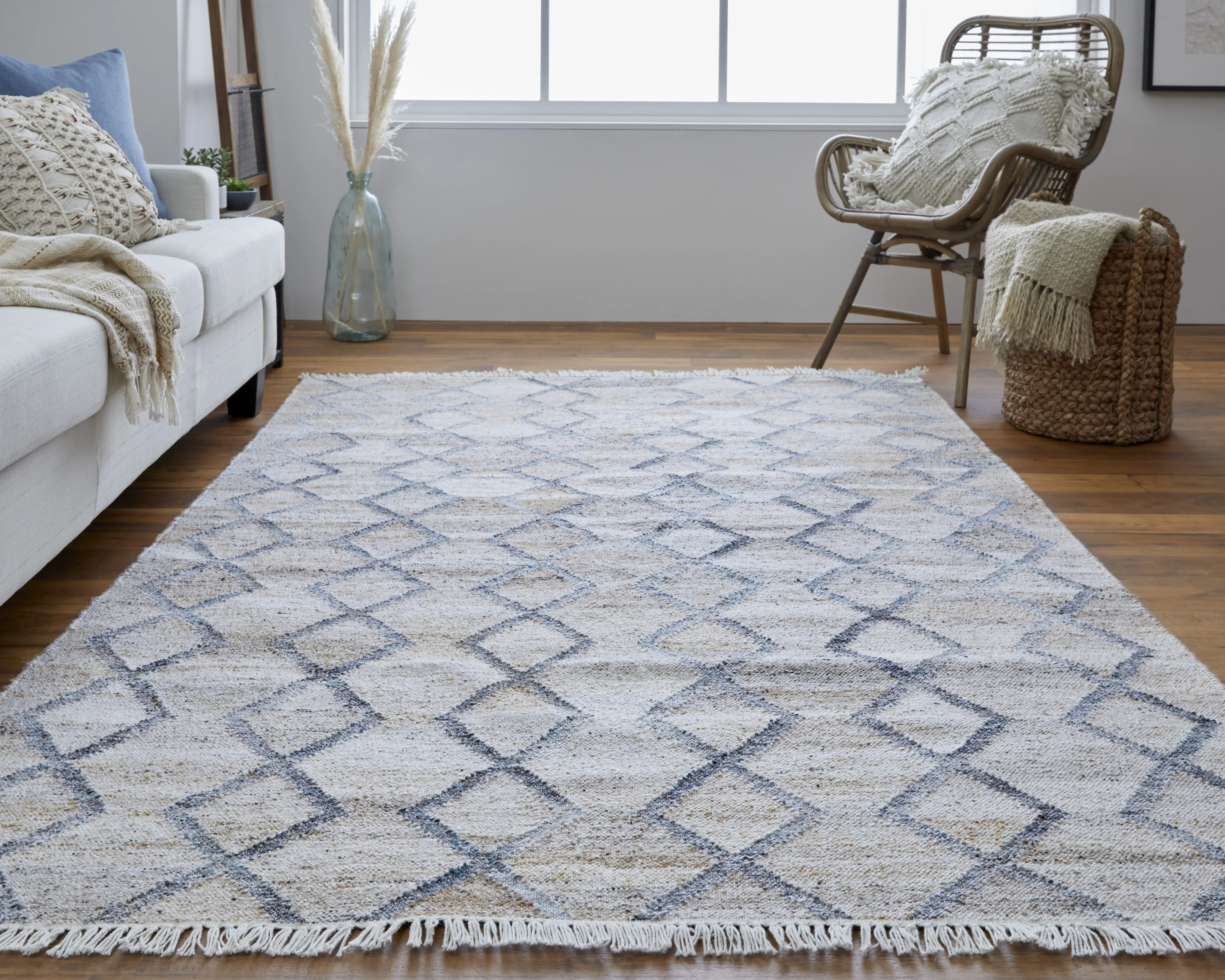 Beckett 0771F Gray/Ivory/Tan 8' x 10' Rug