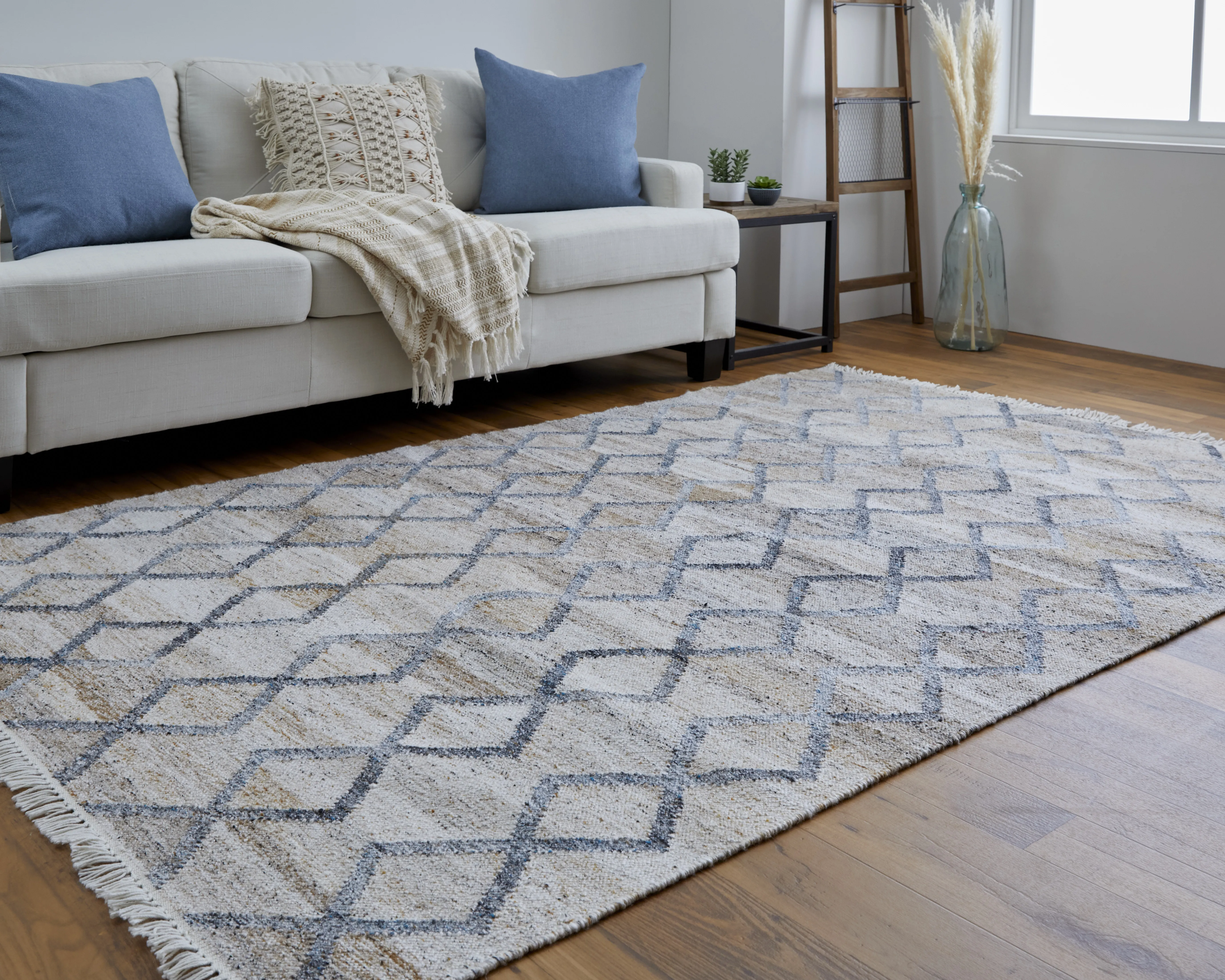 Beckett 0771F Gray/Ivory/Tan 8' x 10' Rug