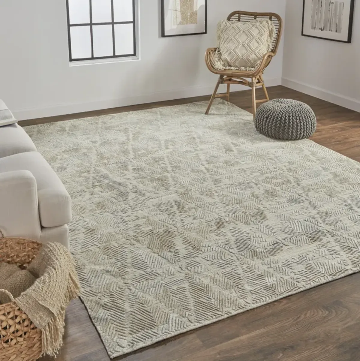 Elias 6718F Gray/Taupe 2' x 3' Rug