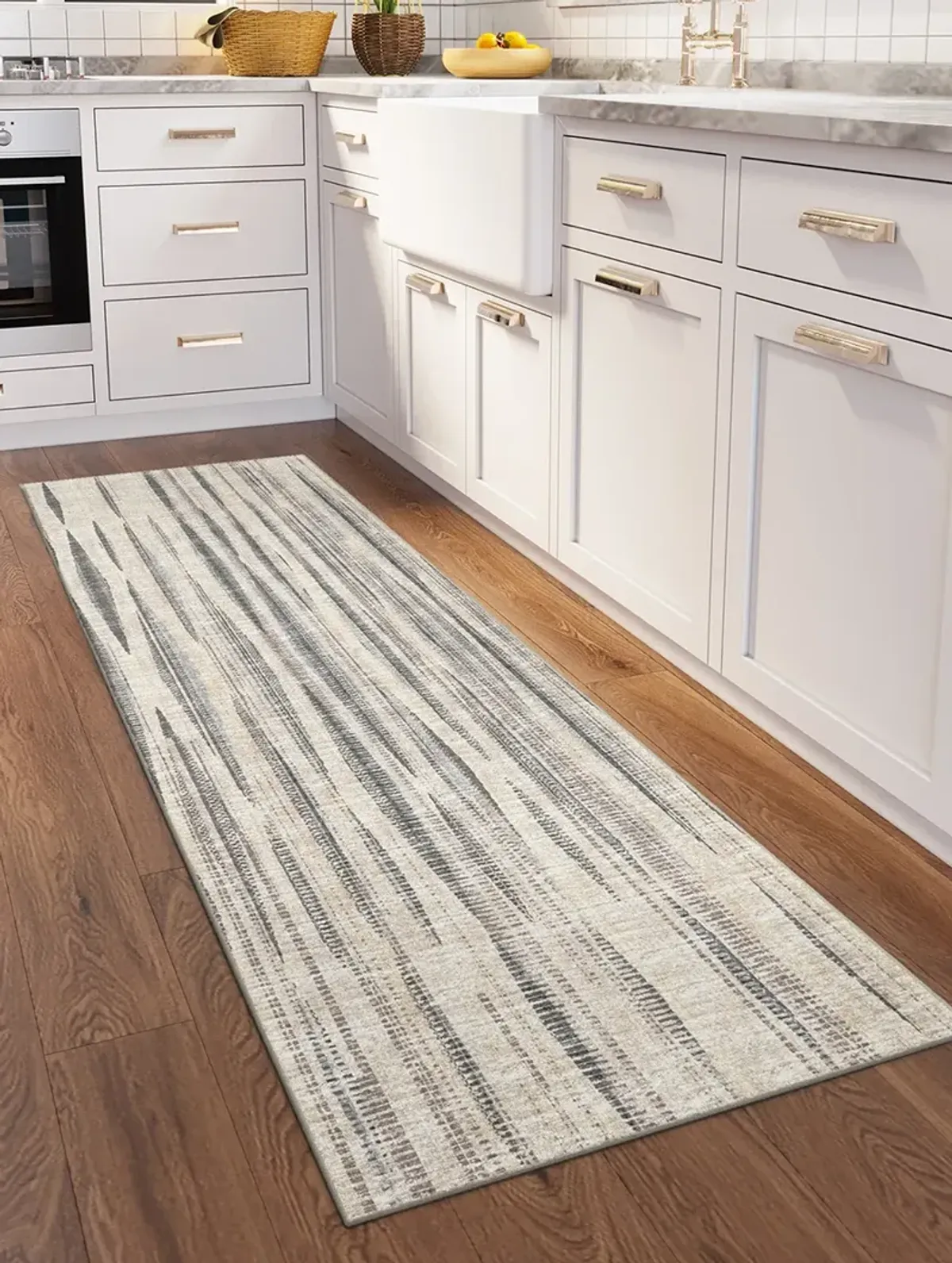 Amador AA1 Ivory 2'6" x 10' Rug