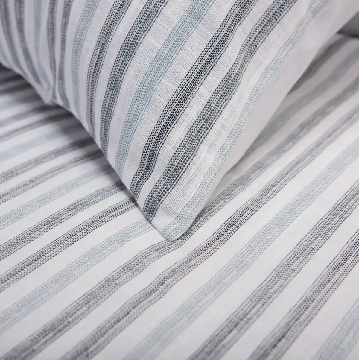 92" x 96" Queen Comforter Set