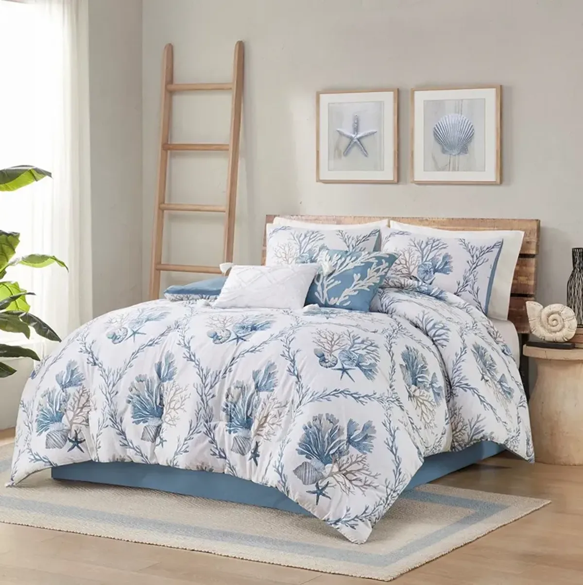 Gracie Mills Irvin Coastal 6-Piece Oversized Cotton Comforter Set with Throw Pillows