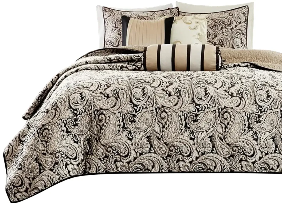 Gracie Mills Thornton 6-Piece Jacquard Quilt Set with Cozy Throw Pillows