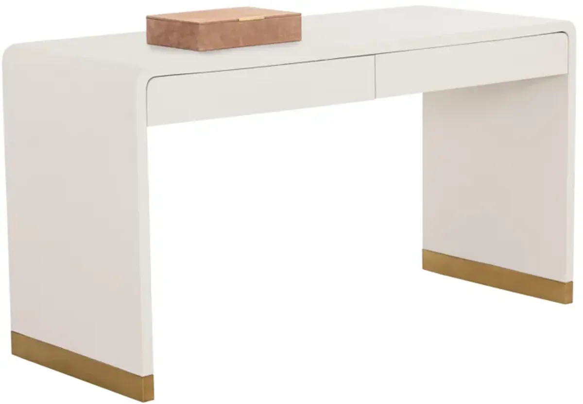 Ilona Desk