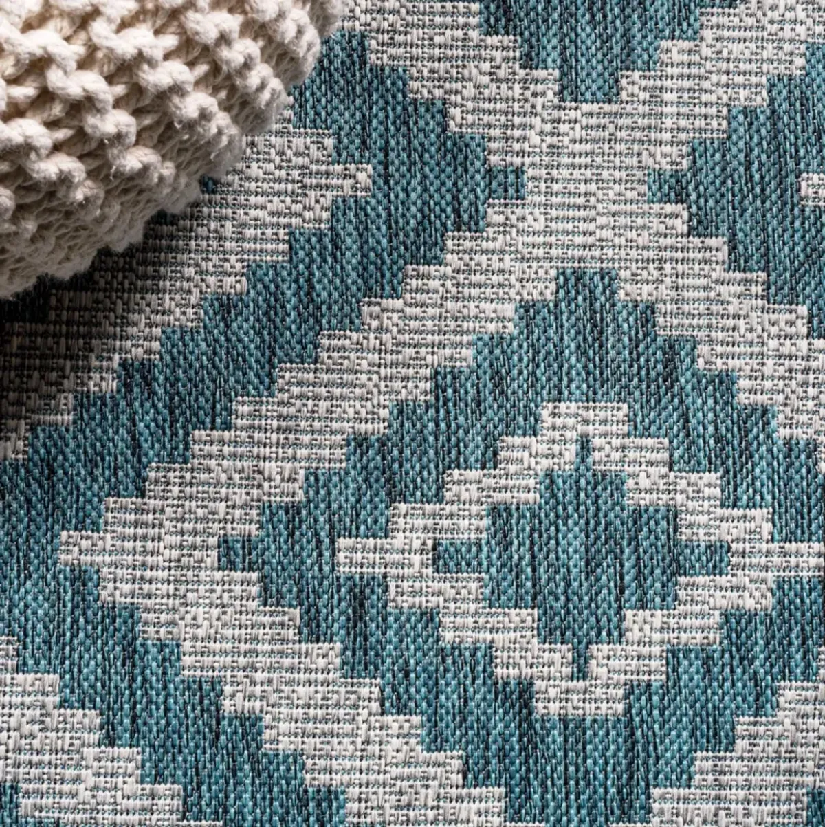 Sintra Diamond Tribal Blue/Gray Indoor/Outdoor Runner Rug