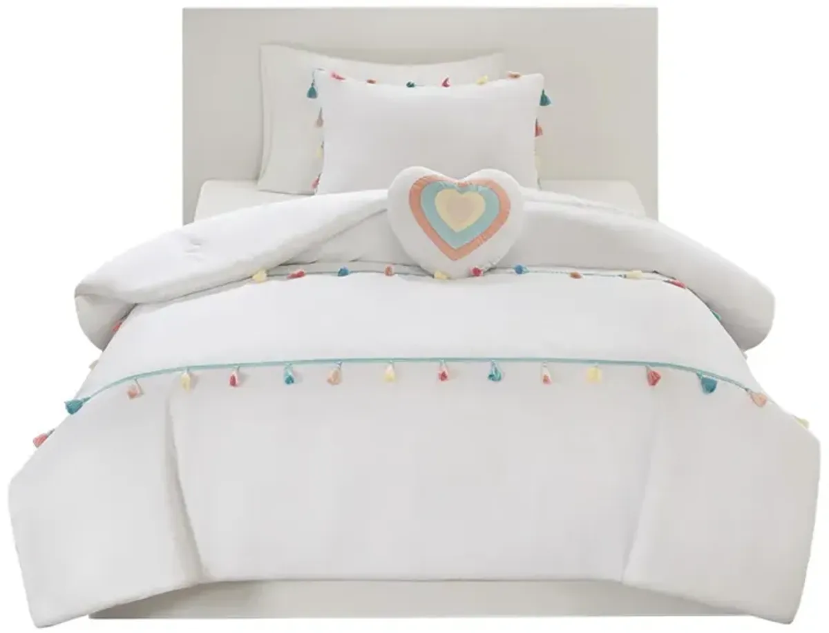 Gracie Mills Xylon Solid Tassel Comforter Set with Heart-Shaped Throw Pillow