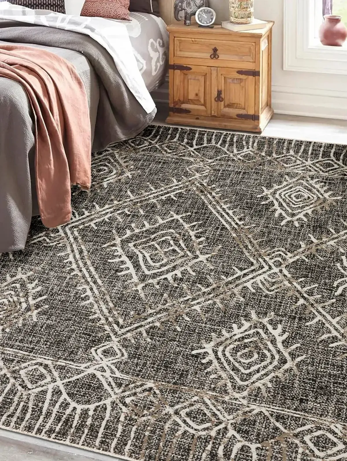 Izmir IZ1 Midnight 5'3" x 7'8" Rug