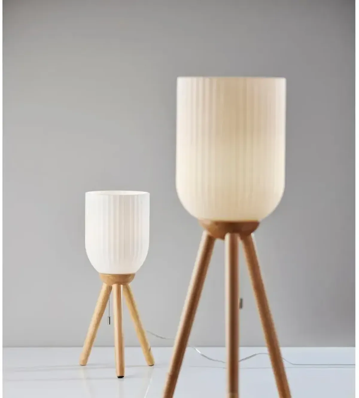 Adesso Kinsley Table Lamp