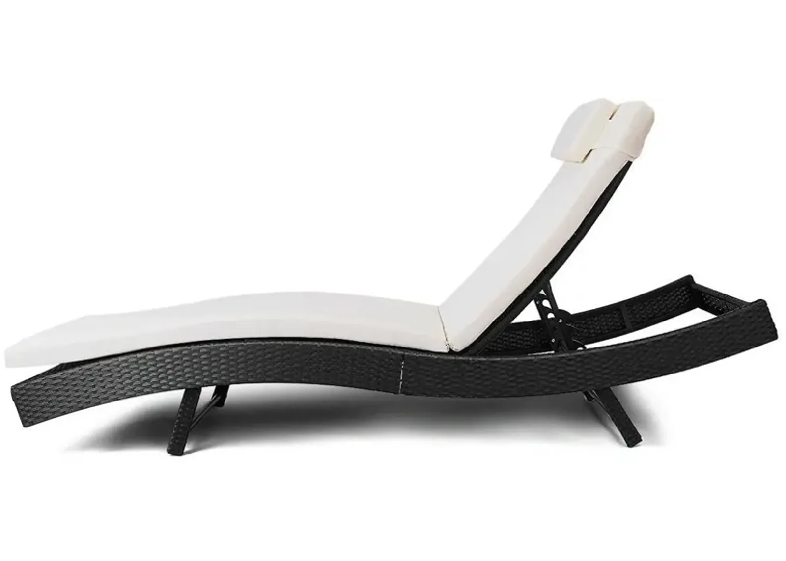 Outdoor Rattan Chaise Lounge Chair