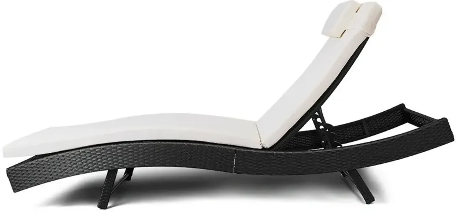 Outdoor Rattan Chaise Lounge Chair