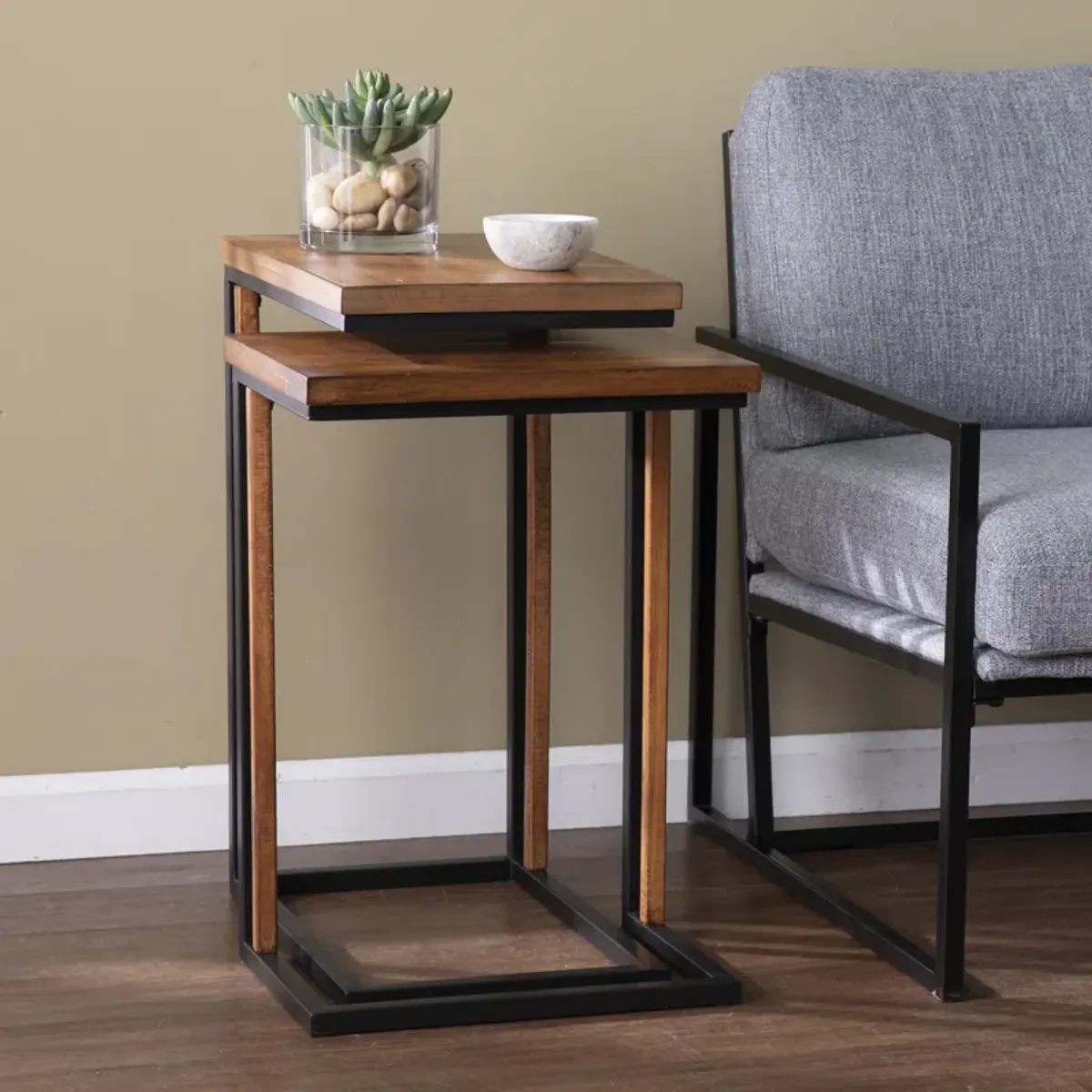 Summer 2-Piece Nesting C Table Set