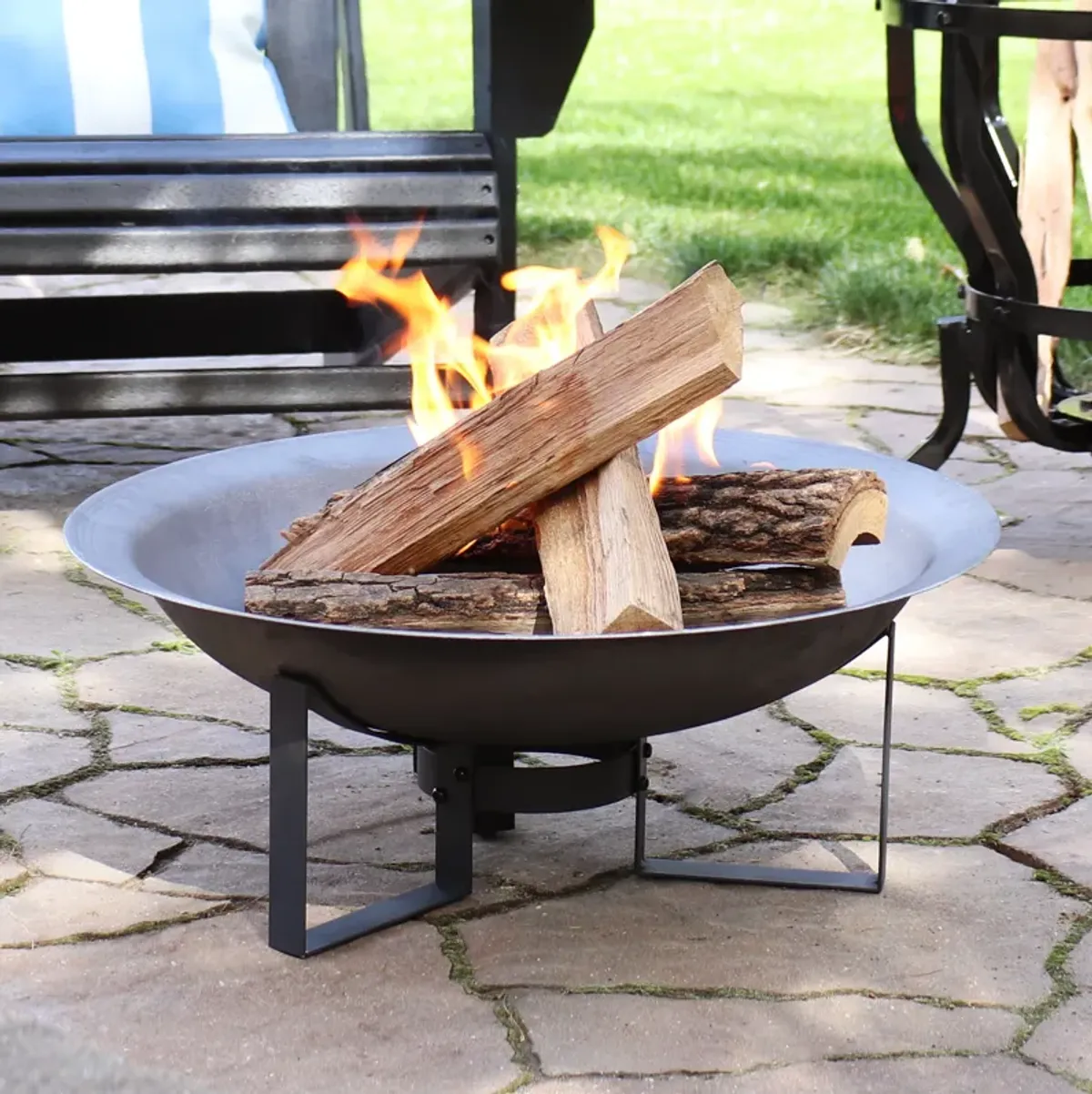 Sunnydaze 24 in Modern Cast Iron Fire Pit Bowl with Stand - Black