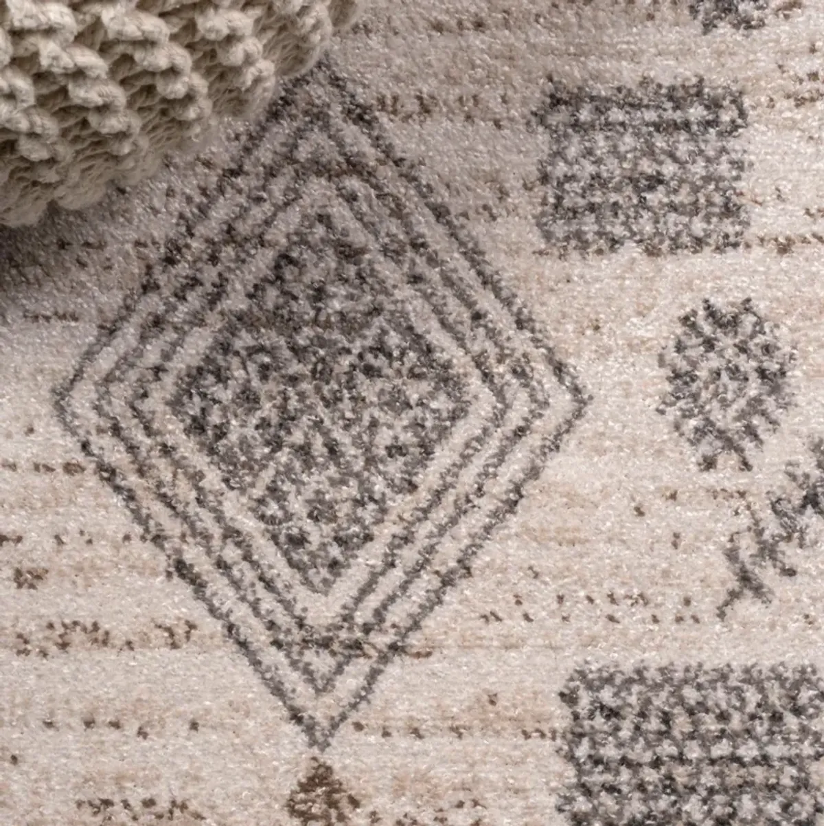 Bhalil Berber Diamond Geometric Area Rug