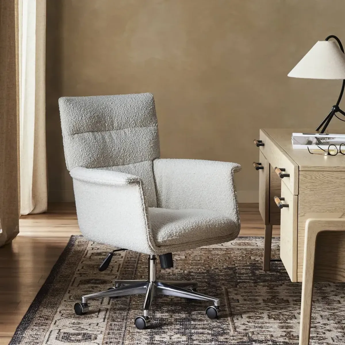 Humphrey Desk Chair