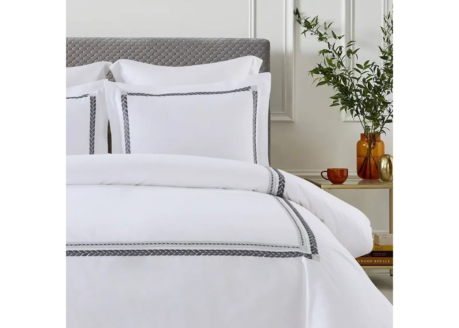 Egyptian Linens - Sadie Percale Embroidered Duvet Cover Set - Made in Egypt