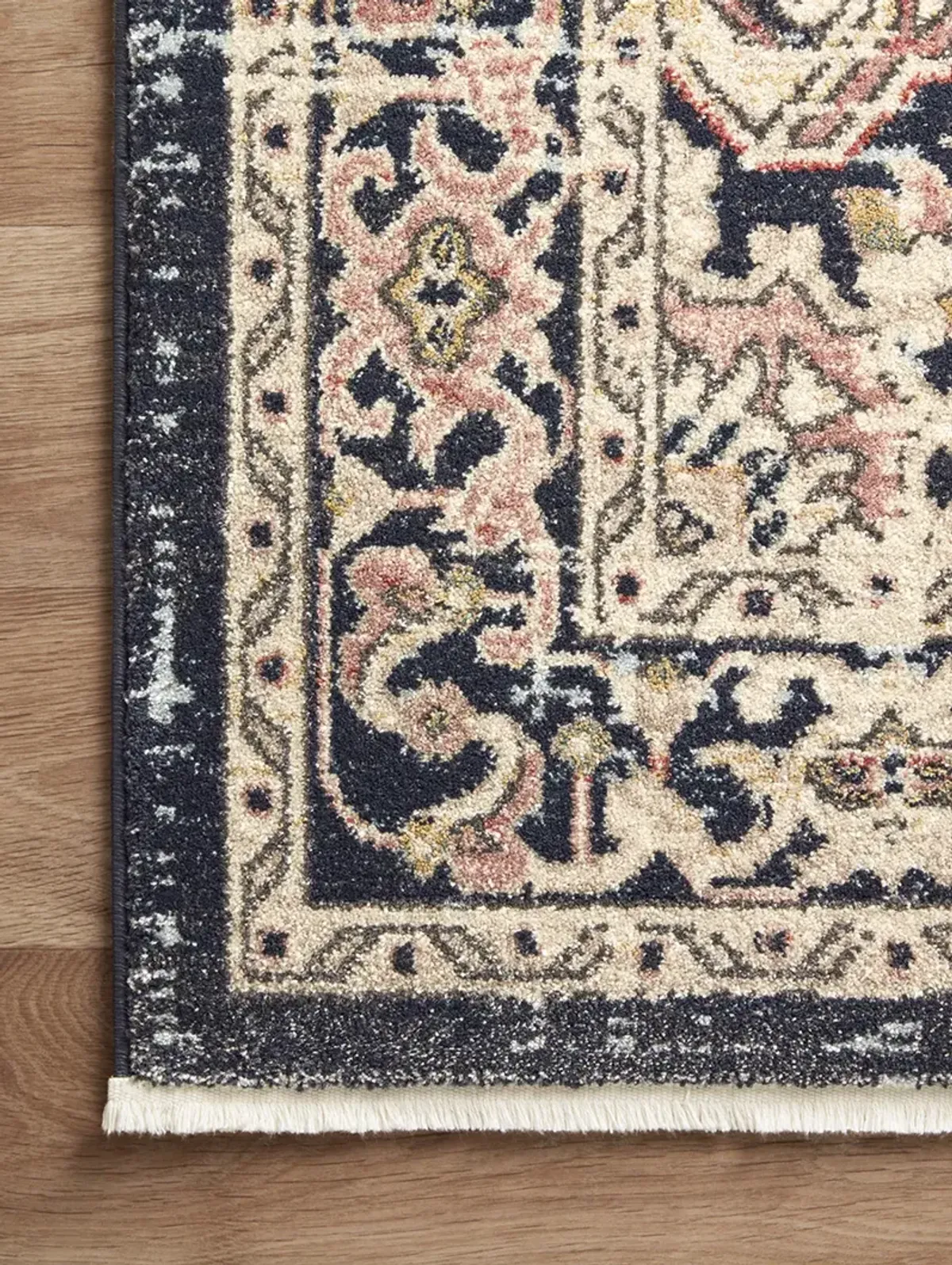 Graham GRA06 2'3" x 12'" Rug