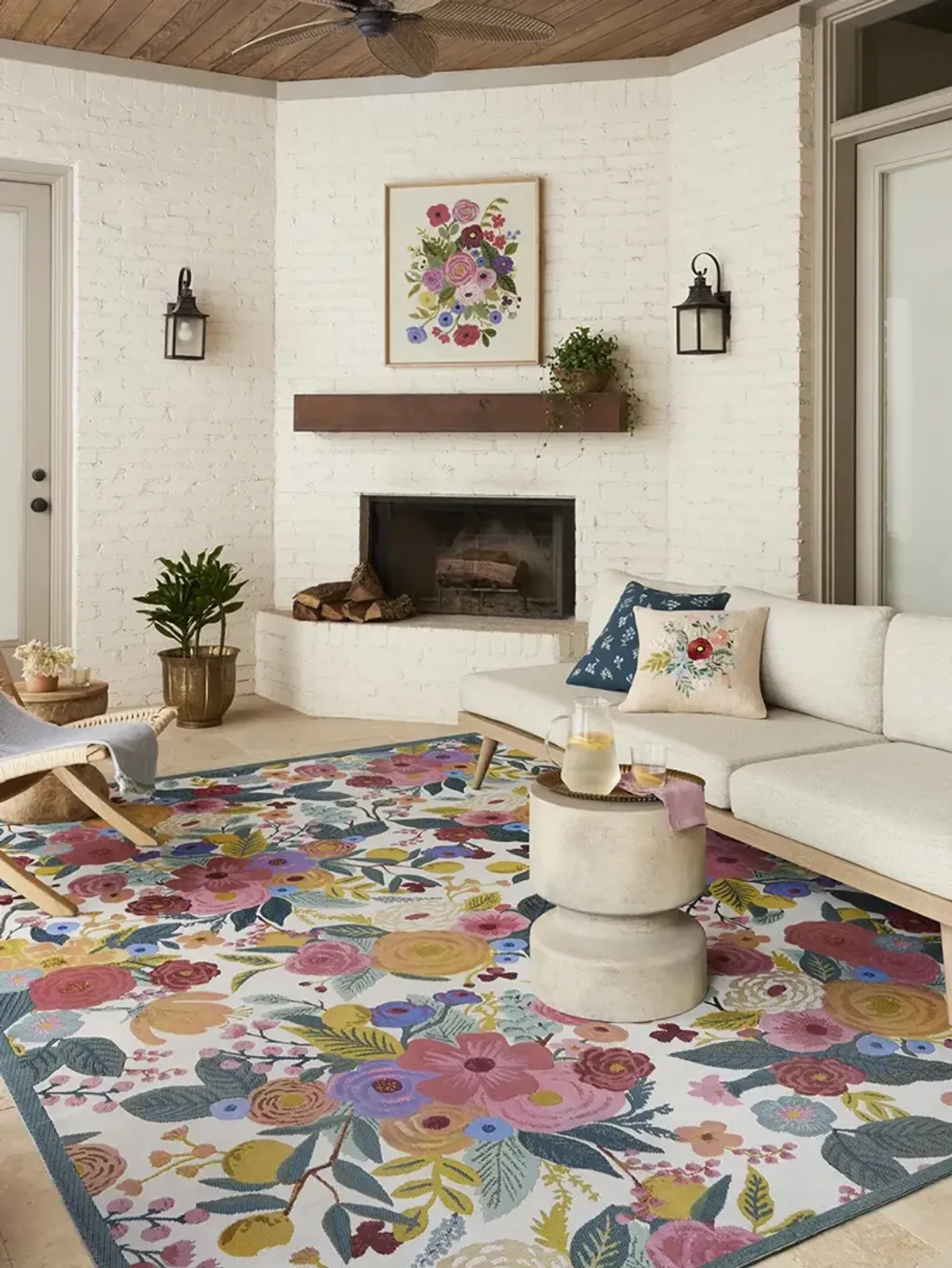 Perennial PRN-04 Rose / Multi 2''5" x 3''11" Rug by Rifle Paper Co.