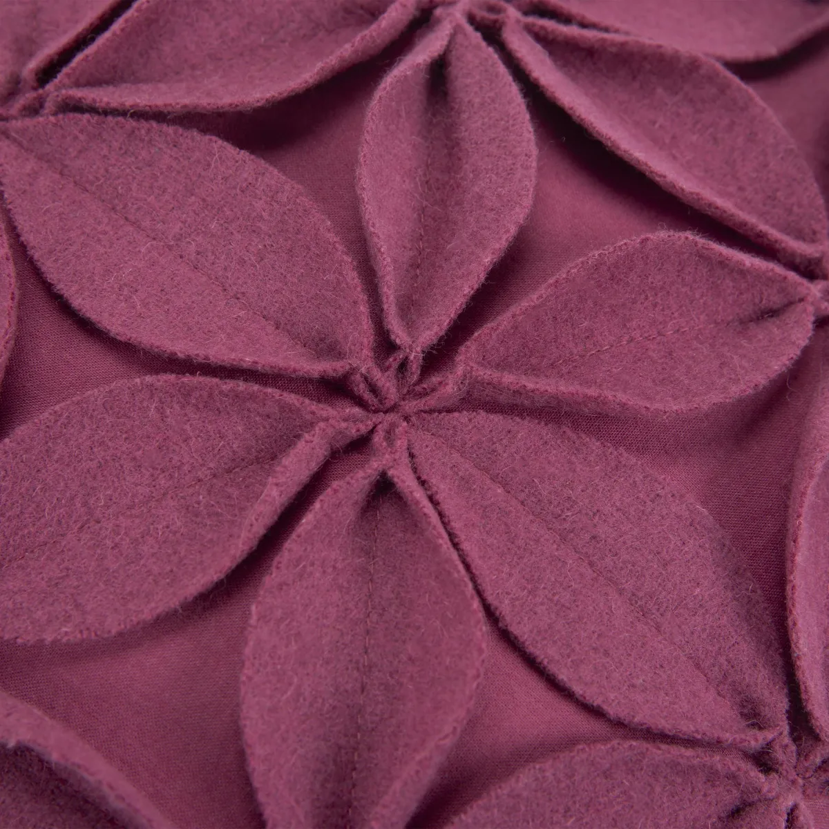 18" x 18" Poly Filled Pillow
