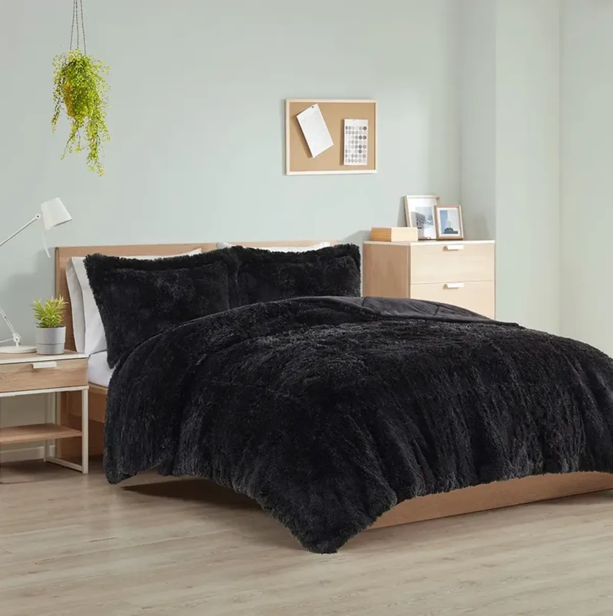 Gracie Mills Susie Contemporary Shaggy Long Fur Comforter Set