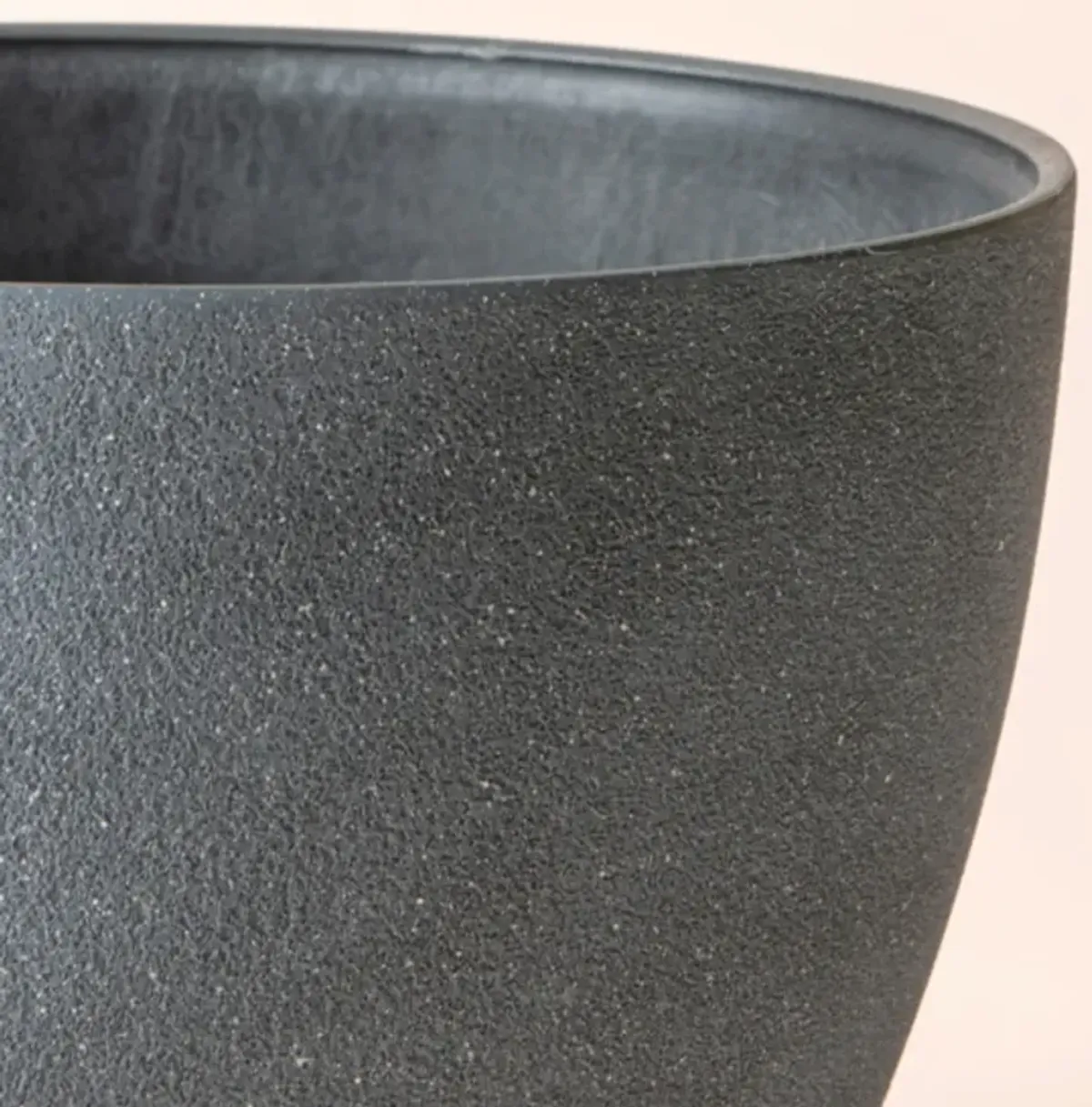 Tuileries Weathered Gray Pot