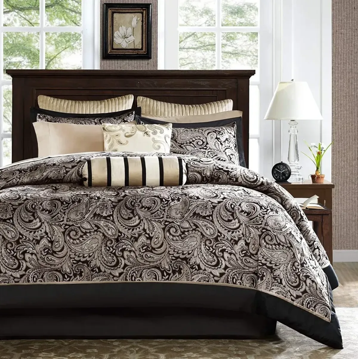 12-Piece Cotton Polyester Comforter Set – Soft and Cozy Bedding for All Seasons