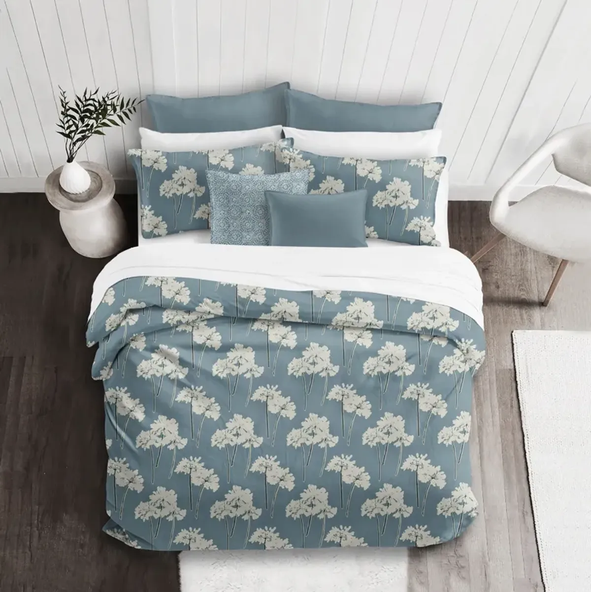 6ix Tailors Fine Linens Summerfield Blue Duvet Cover Set