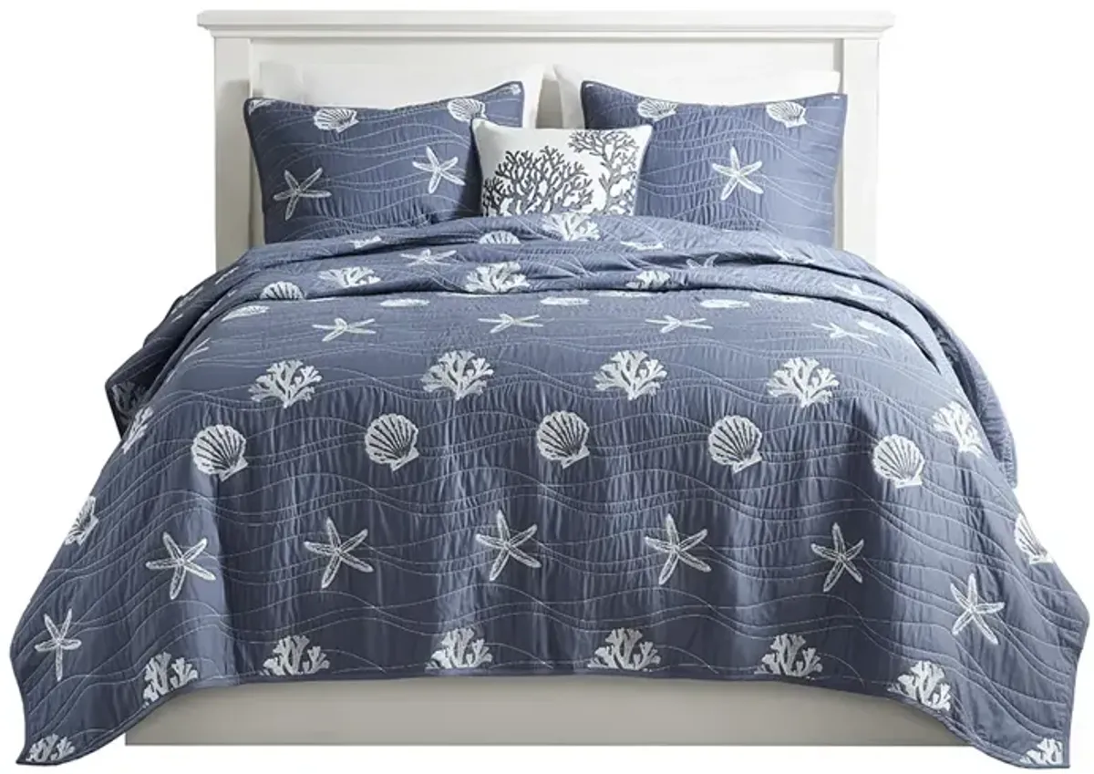 Gracie Mills Elisa 4 Piece Cotton Reversible Embroidered Quilt Set with Throw Pillow