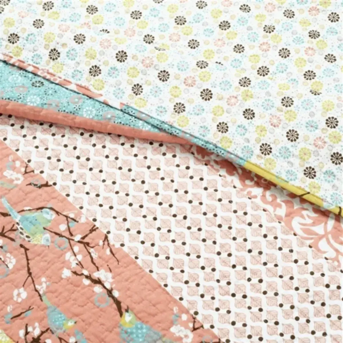 Floral Reversible Lightweight Quilt Set for Bedspread and Bedroom Decor