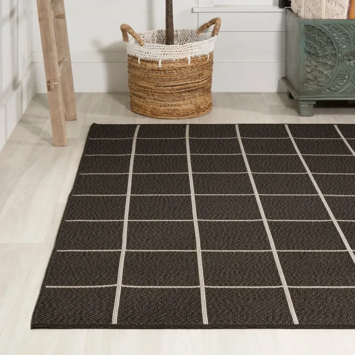 Grid Modern Squares Indoor/Outdoor Area Rug