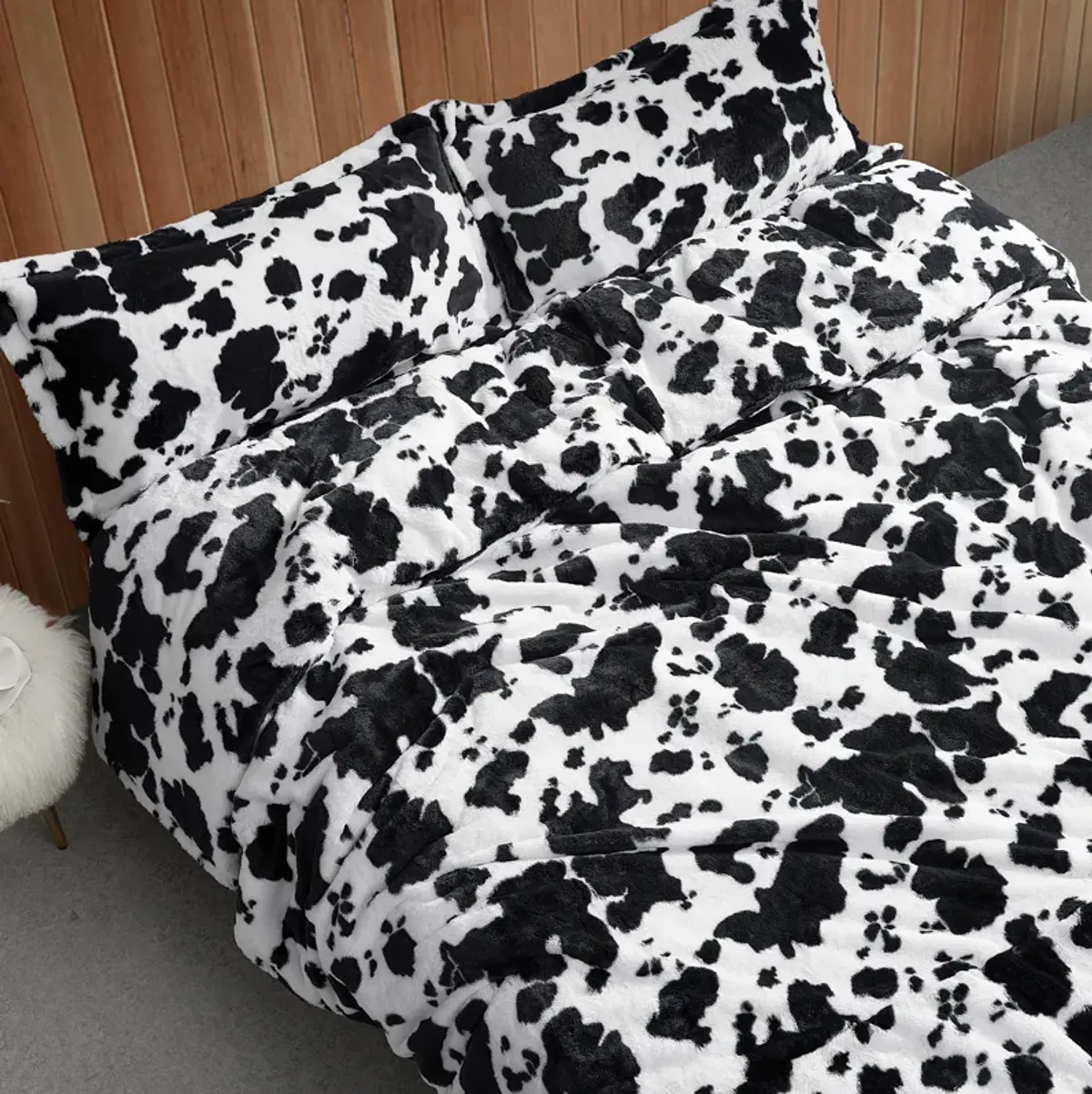 Milky Moo Cow - Coma Inducer� Oversized Comforter Set