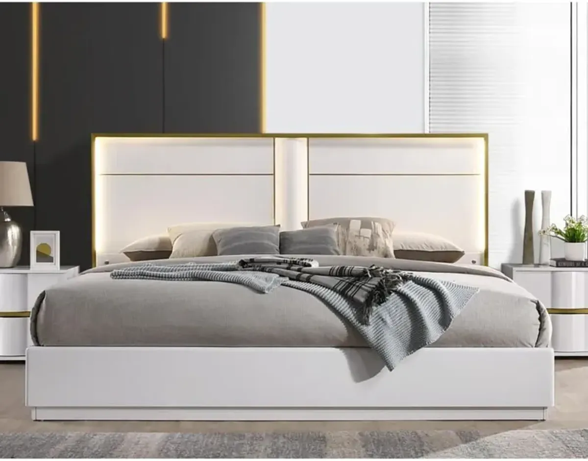 Best Master Furniture Best Master Havana Poplar Wood Queen Platform Bed in White with Gold Trim