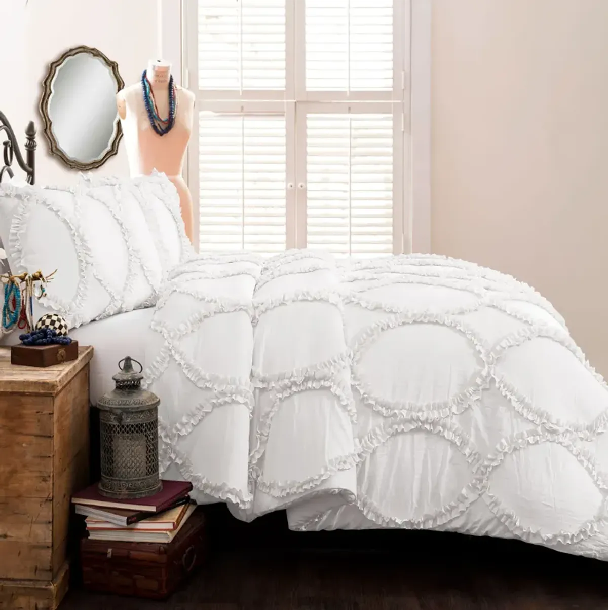 Avon Comforter 3-Pc Set