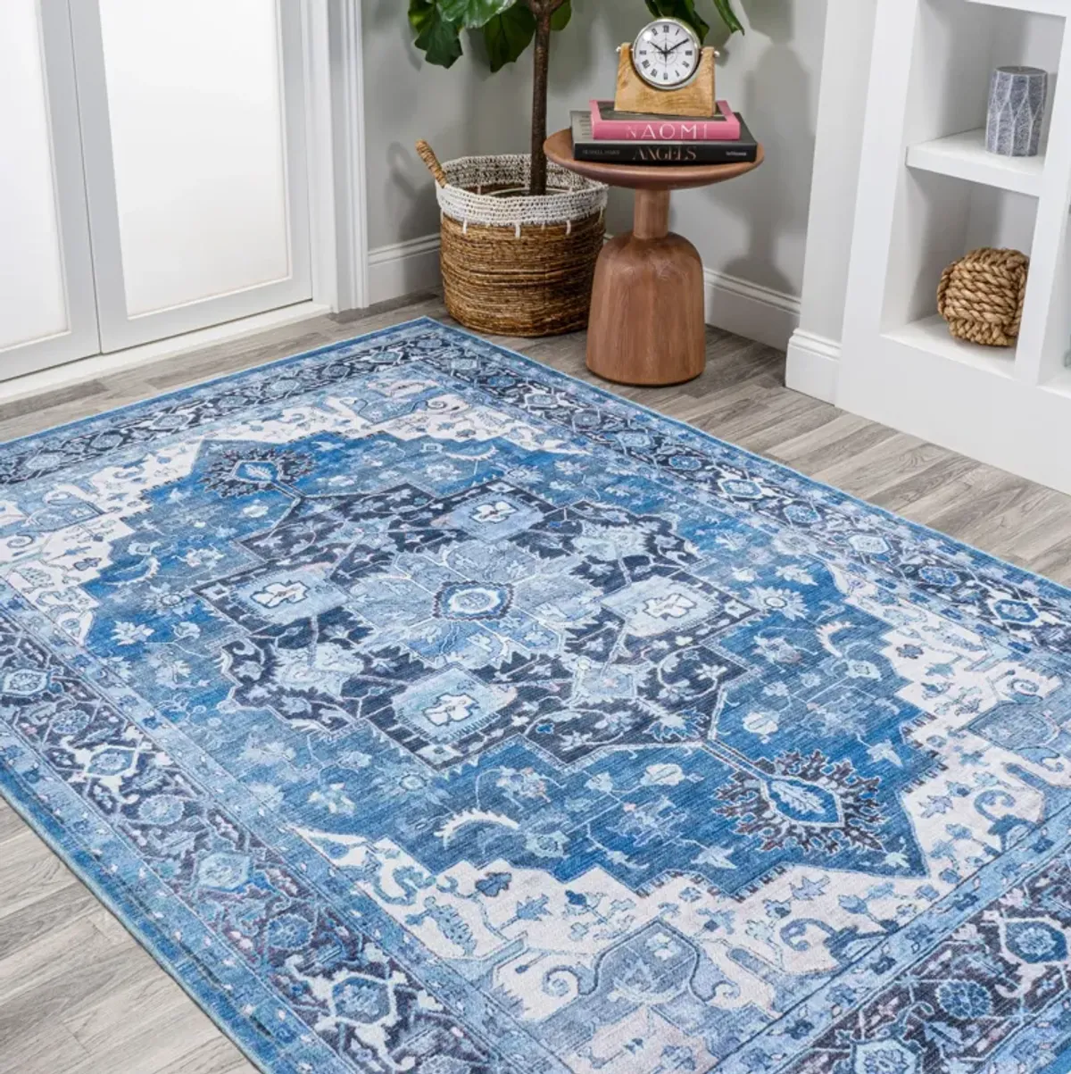 Maris Ornate Medallion Machine-Washable Area Rug