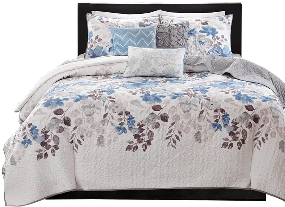 Gracie Mills Ezekiel Tranquil Blossoms 6-Piece Printed Quilt Set with Throw Pillows